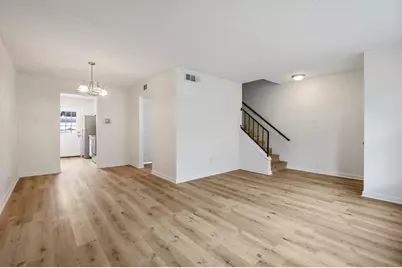 1701 Upland Drive #114, Houston, TX 77043 - Photo 4