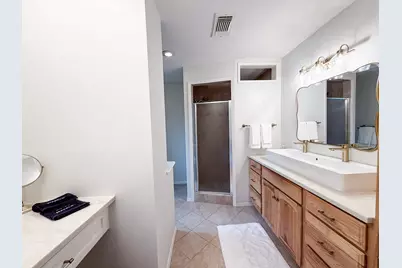 29 Pinewood Forest Court, The Woodlands, TX 77381 - Photo 14