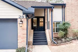 29 Pinewood Forest Ct, The Woodlands, TX 77381 - Photo 2
