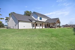 847 W Buccaneer Dr, Winnie, TX 77665 - Photo 46