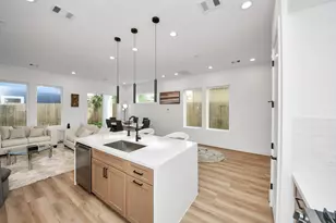 507 Middle St, Houston, TX 77003 - Photo 8