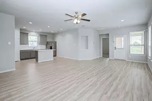 101 Eliana Shores Dr, Katy, TX 77493 - Photo 16