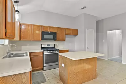 16010 Cedar Gully Drive, Friendswood, TX 77546 - Photo 12