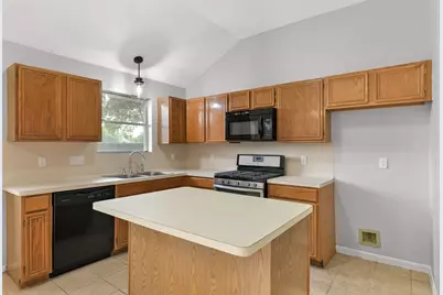 16010 Cedar Gully Drive, Friendswood, TX 77546 - Photo 10