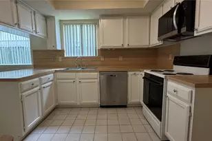 11614 Inga Ln, Houston, TX 77064 - Photo 10