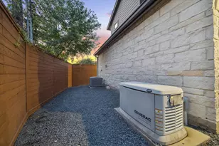 1249 Chippendale Rd, Houston, TX 77018 - Photo 42