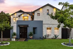 1249 Chippendale Rd, Houston, TX 77018 - Photo 2