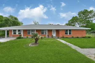 7508 Harlem St, Baytown, TX 77521 - Photo 14