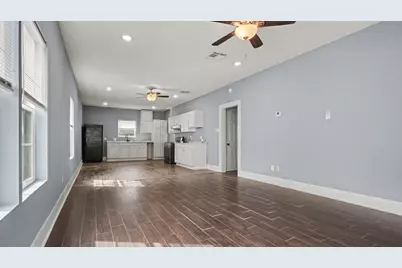 12 E Homan Street, Baytown, TX 77520 - Photo 6