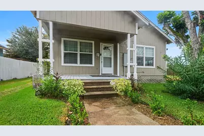 12 E Homan Street, Baytown, TX 77520 - Photo 2