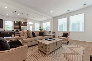 343 E Coralburst Loop, Montgomery, TX 77316 - Photo 6