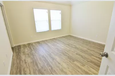 13150 Ingram Gap Lane, Houston, TX 77048 - Photo 6