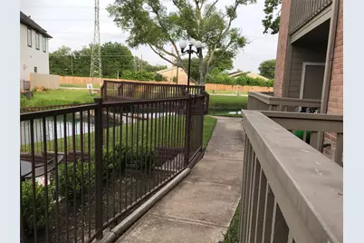 2023 Gentryside Drive #103, Houston, TX 77077 - Photo 4