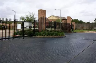 2023 Gentryside Dr, Houston, TX 77077 - Photo 1