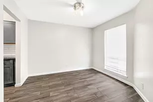 6358 Creekbend Dr, Houston, TX 77096 - Photo 4