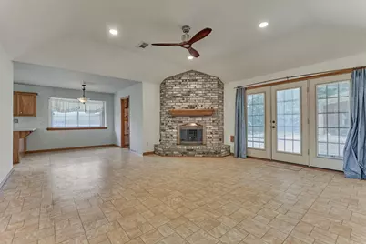 9749 E Shore Drive, Willis, TX 77318 - Photo 18