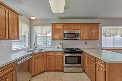 9749 E Shore Drive, Willis, TX 77318 - Photo 10