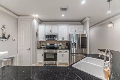 7039 Kingston Cove Lane #110, Willis, TX 77318 - Photo 10