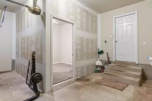 106 Harbour Town Way, Conroe, TX 77356 - Photo 26