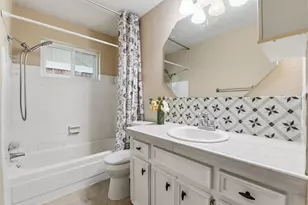 3008 Hunnington Dr, Conroe, TX 77303 - Photo 14