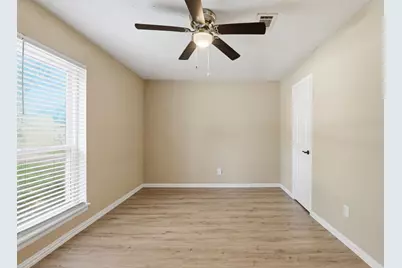 3008 Hunnington Drive, Conroe, TX 77303 - Photo 12