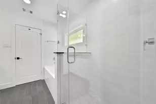 7407 Rusk St, Houston, TX 77011 - Photo 10