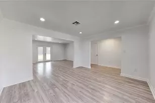 9023 Dunlap St, Houston, TX 77074 - Photo 4