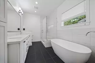 827 Sledge St, Houston, TX 77009 - Photo 20