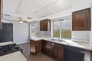 5203 Smokey River Dr, Katy, TX 77449 - Photo 10