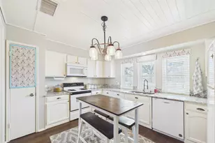 16411 Cavendish Dr, Houston, TX 77059 - Photo 22