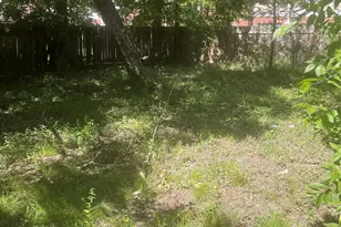 3713 Farmer St, Houston, TX 77020 - Photo 2