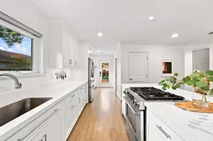 742 W 42nd St, Houston, TX 77018 - Photo 12