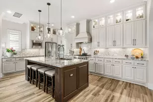 33 N Waterbridge Dr, Tomball, TX 77375 - Photo 12