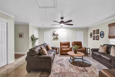 219 S Shanks Street, Clute, TX 77531 - Photo 14