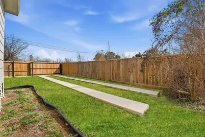 5715 Enid Street, Houston, TX 77009 - Photo 30