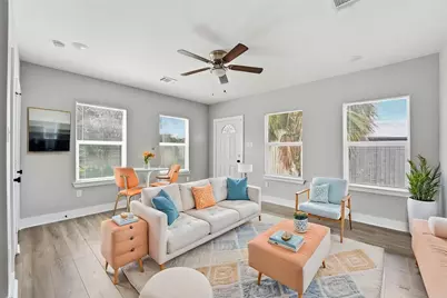 5715 Enid Street, Houston, TX 77009 - Photo 14