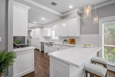 829 E 27th Street, Houston, TX 77009 - Photo 1