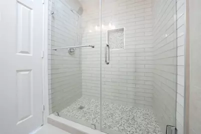 9607 Rumbling Wood Lane, Houston, TX 77086 - Photo 14