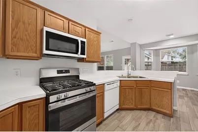 17214 Grey Mist Drive, Friendswood, TX 77546 - Photo 12
