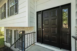 12 S Cypress Pine Dr, The Woodlands, TX 77381 - Photo 2