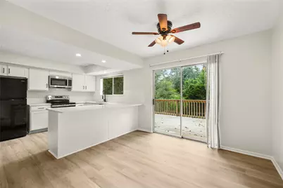 12 S Cypress Pine Drive, The Woodlands, TX 77381 - Photo 18