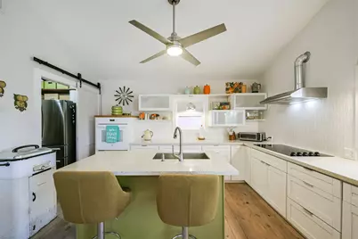 22112 Yoakum Drive, Galveston, TX 77554 - Photo 16