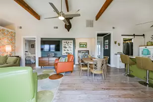 22112 Yoakum Dr, Galveston, TX 77554 - Photo 4