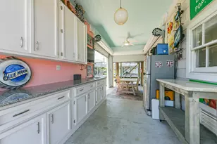 22112 Yoakum Dr, Galveston, TX 77554 - Photo 38