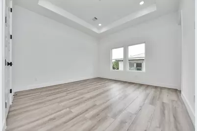2410 Lorraine Street, Houston, TX 77026 - Photo 26