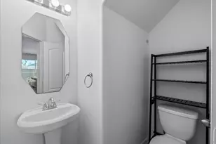 17114 Amarose Dr, Houston, TX 77090 - Photo 4