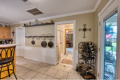 54 Royal Oak Circle, Lake Jackson, TX 77566 - Photo 18