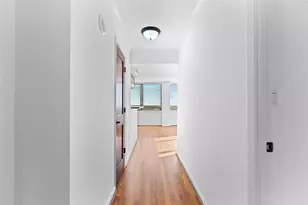 3525 Sage Rd, Houston, TX 77056 - Photo 2