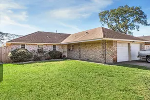 4908 Holly Park Dr, Pasadena, TX 77505 - Photo 1