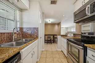 4908 Holly Park Dr, Pasadena, TX 77505 - Photo 2